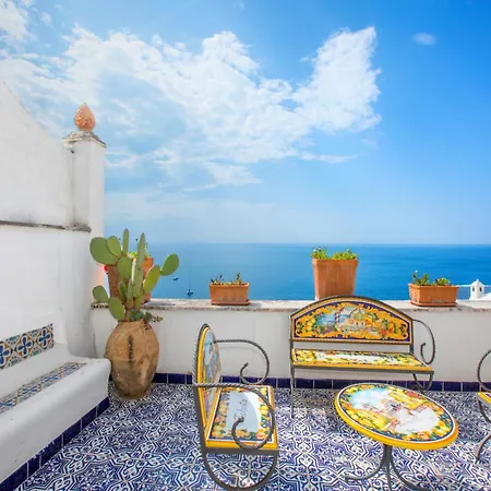 Villa In Positano With Sea Views And Jacuzzi *
