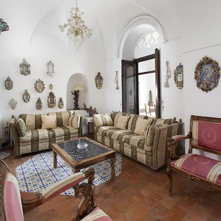 Villa In Positano With Sea Views And Jacuzzi